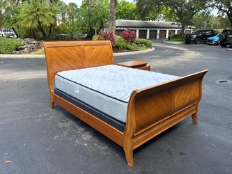 Beautiful Bed Frame Queen Size Real Wood, Box Spring, Mattress and Nightstand Like New