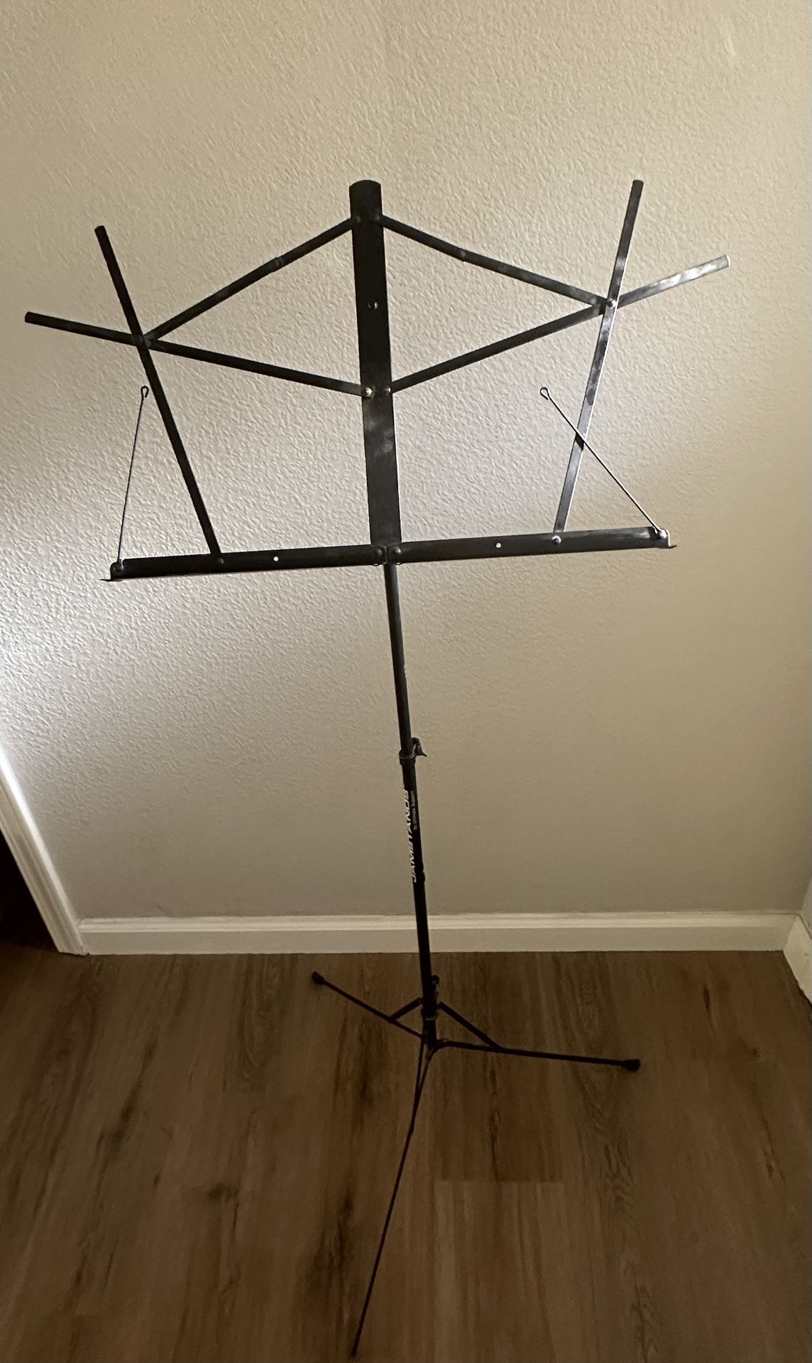 Jamstands by Ultimate Support