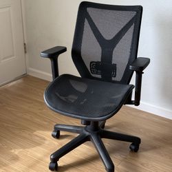 Costco Bayside Furnishings Aeromesh Office Chair, Model CORC-9