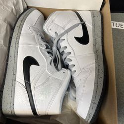 Size 11 - Air Jordan 1 Mid White Cement in very great condition 
