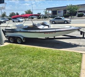 Boat trailer