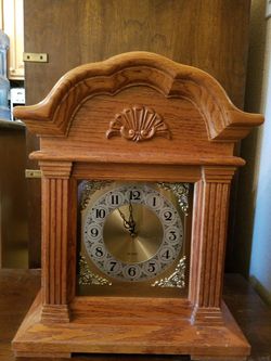 Wood Mantle Clock
