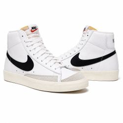 Nike Blazer Mid 77 Size 7.5 Men // 9 Women