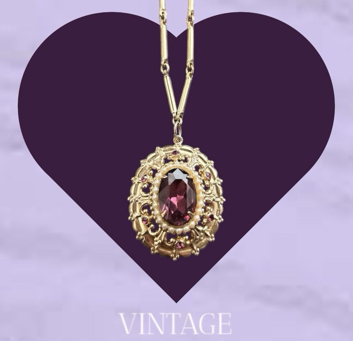 Vintage 1950’s CORO gold tone pendant
