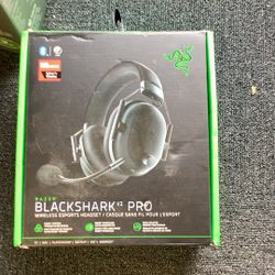 Razer - BlackShark V2 Pro Wireless Esports Gaming Headset for PC, PS5, PS4, Nintendo Switch - Black