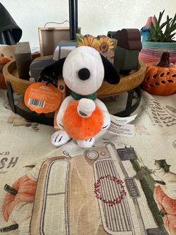 Starbucks Snoopy Pumpkin Plush Bag Charm
