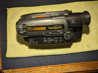 Sony CCDTR916