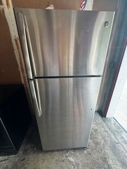 Whirlpool refrigerator 30 inch