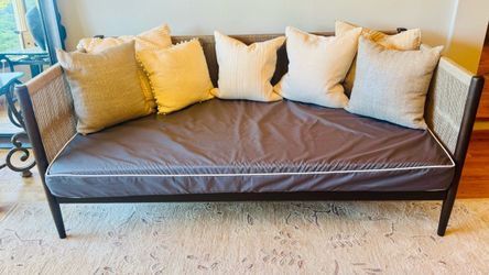 Dark Brown Rattan Daybed w/ mattress