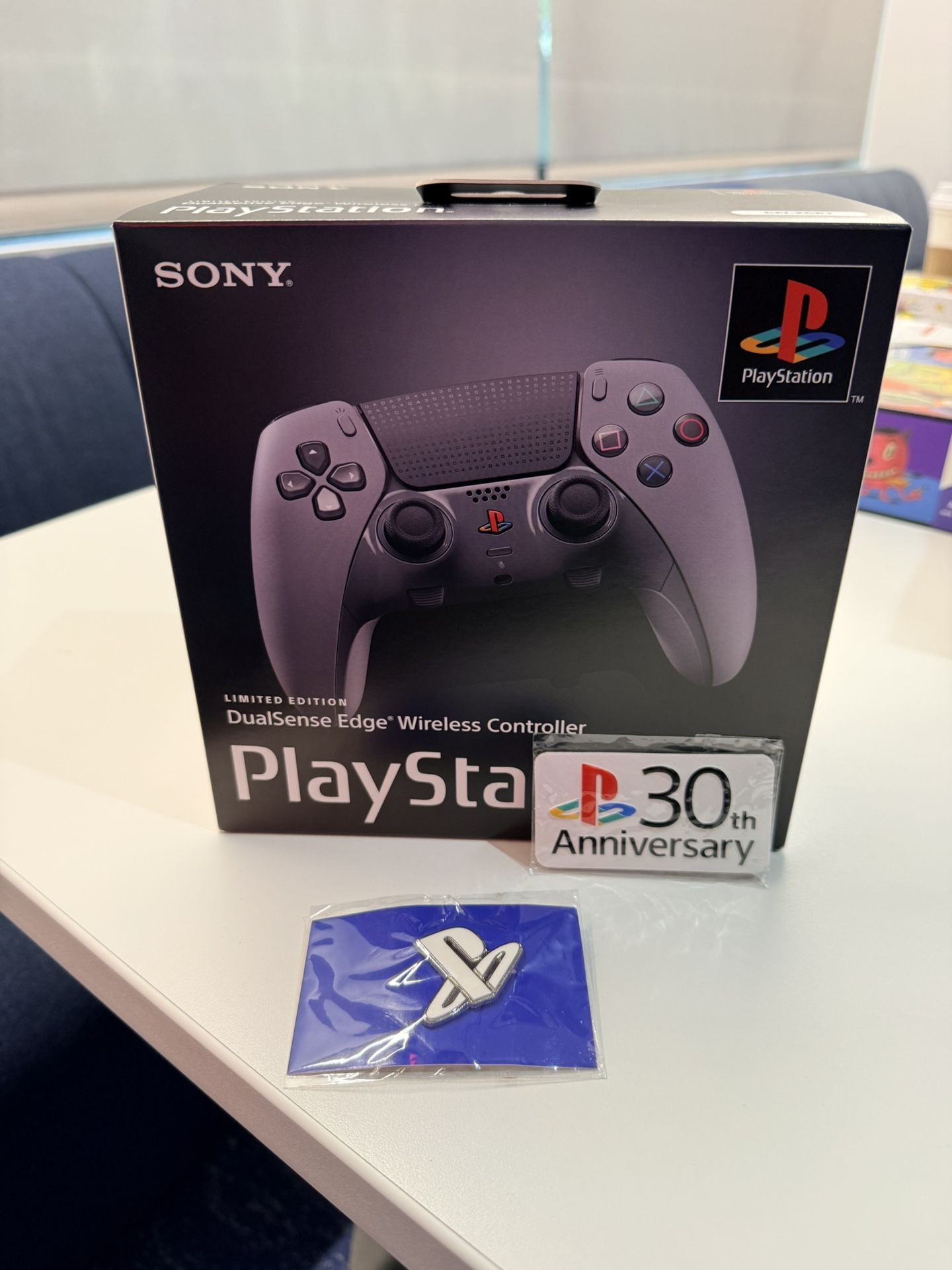 Dual Sense Edge 30th Anniversary 