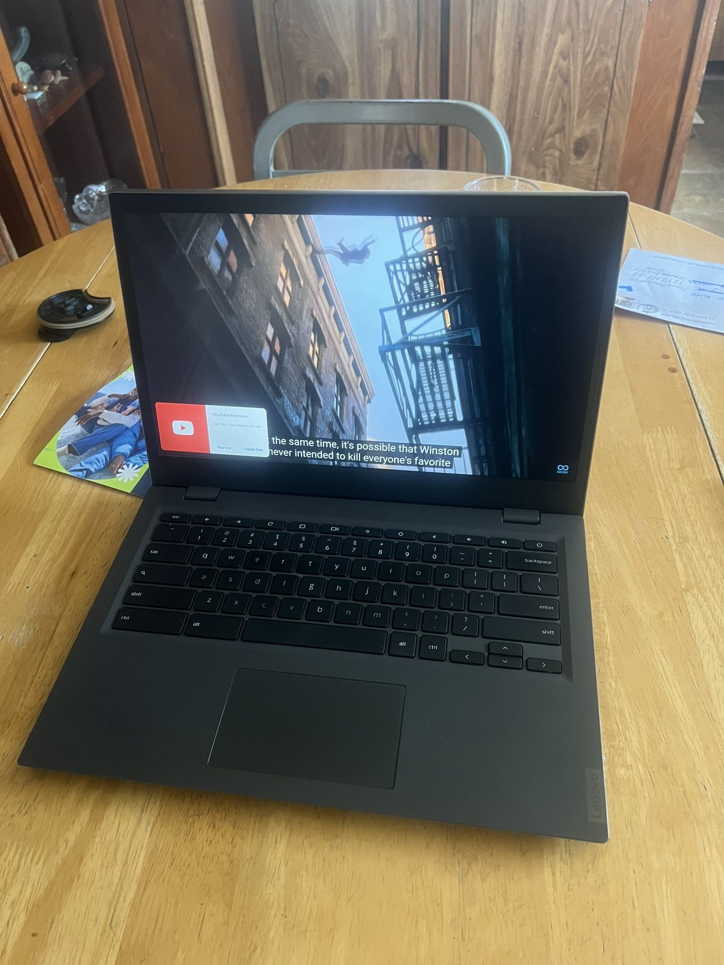 laptop touchscreen lenovo 14 inches like new condition 