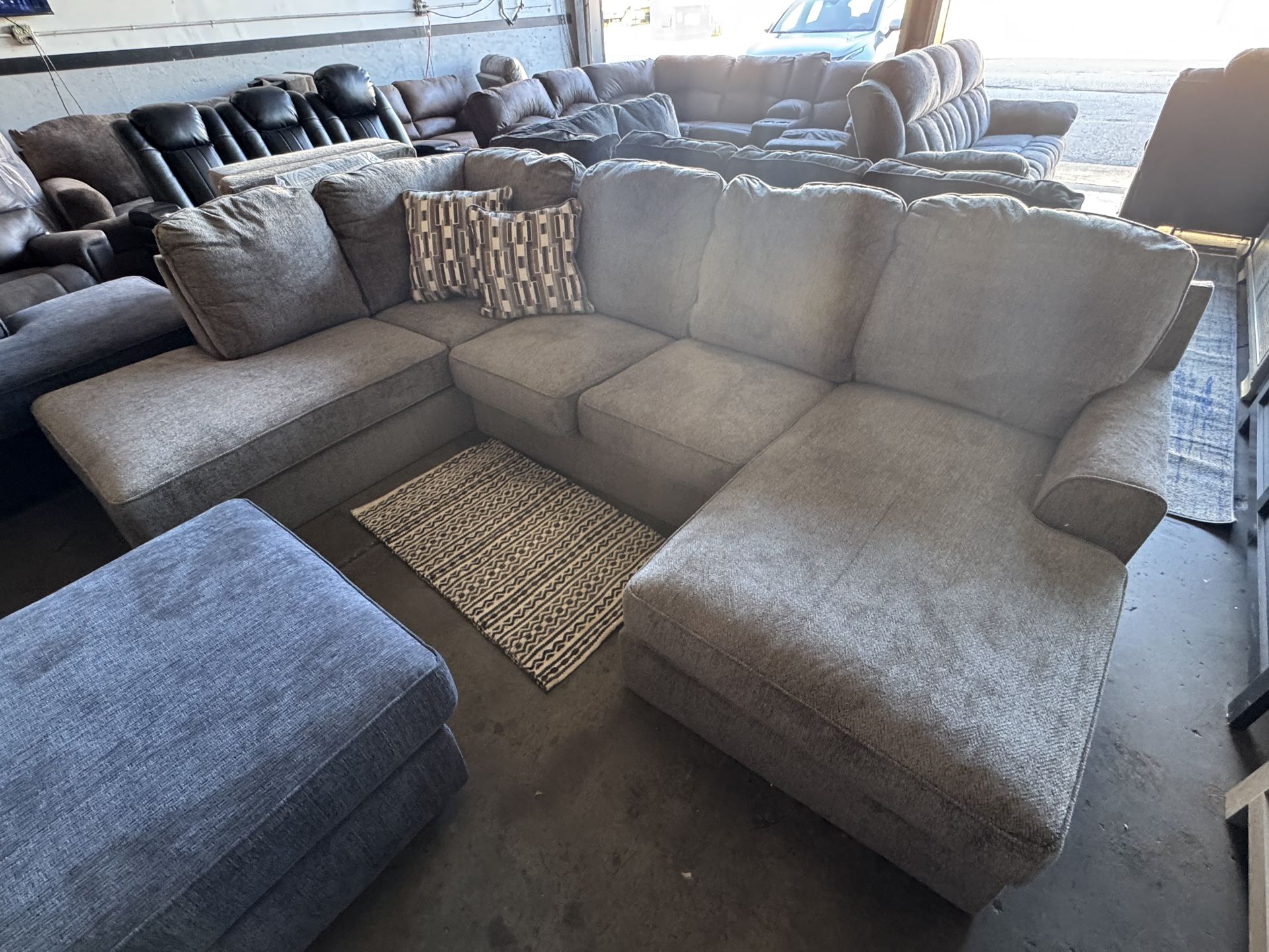 π₯ Warehouse Liquidation β New Furniture Just In!