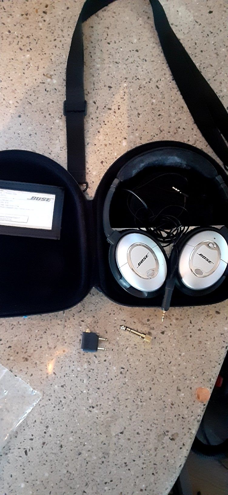 BOSE Acoustic Noise Cancelling Headphones