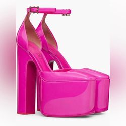 Valentino Garavani Discobox Platform Pump NWT 