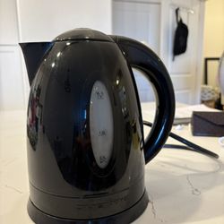Electric kettle $3.00