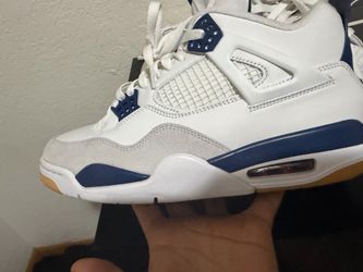 Jordan 4 retro sb navy blue size 10