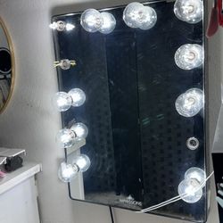Lighted Vanity Mirror w/ Dimming – Works Great (As Is) 