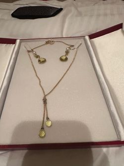 Gold jewelry set