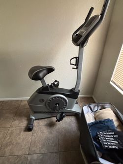 Gold’ gym stationary exercise  bike