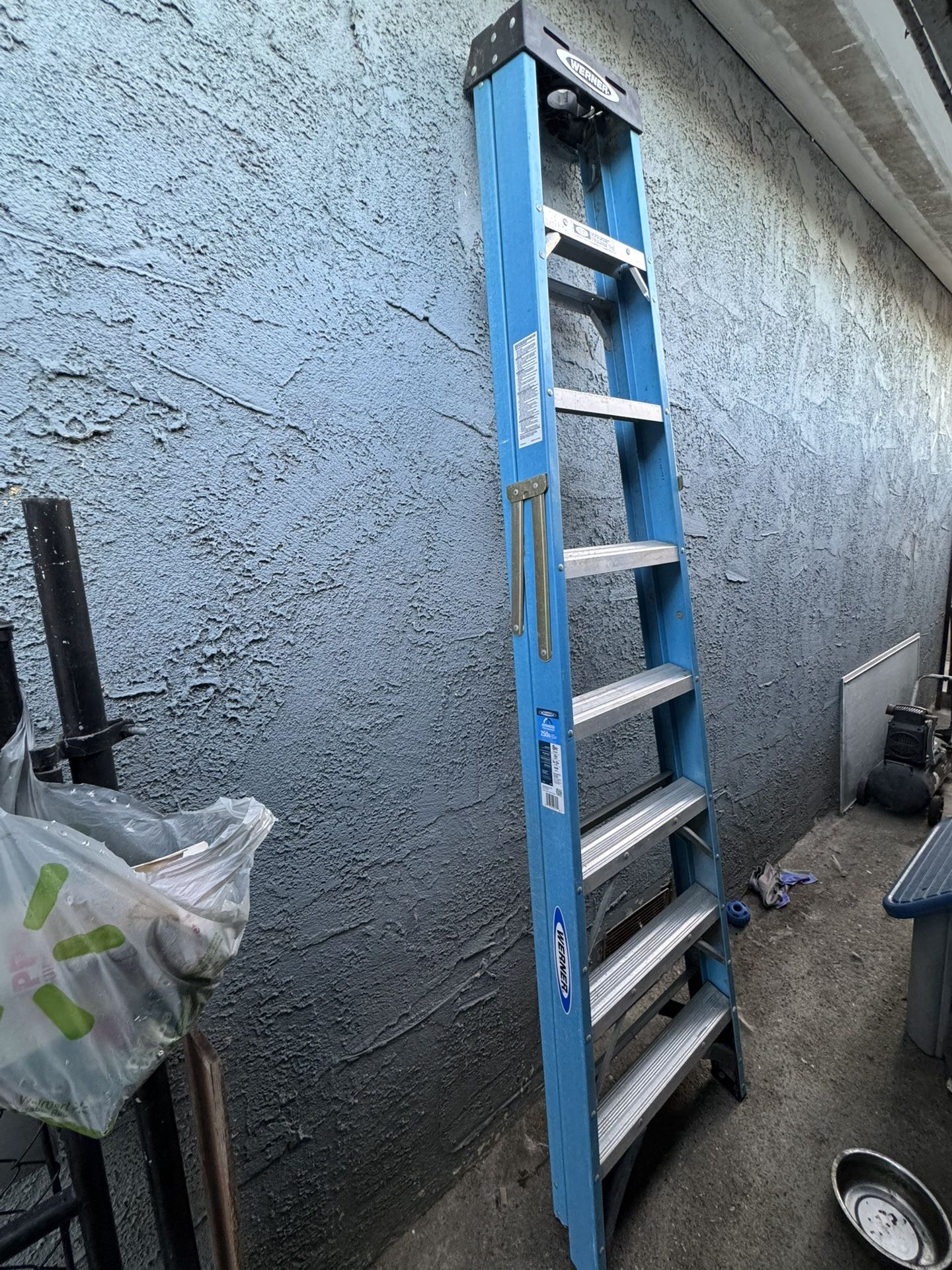 8ft Ladder