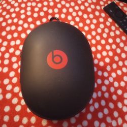 Studio Beats Wireless Headphones 