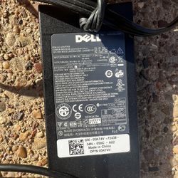 Dell Laptop power supply LA65NE1-01 Now$10