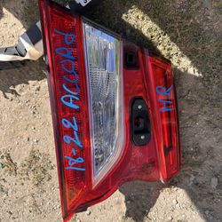2018-2022 HONDA ACCORD RIGHT TRUNK LIGHT 👉👉ASK FOR PRICE 