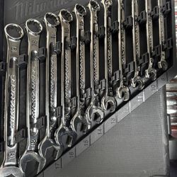Milwaukee Metric Wrench Set
