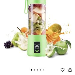 Portable, Personal Mixer Rechargeable with USB, Mini Blender for Smoothie, Fruit Juice