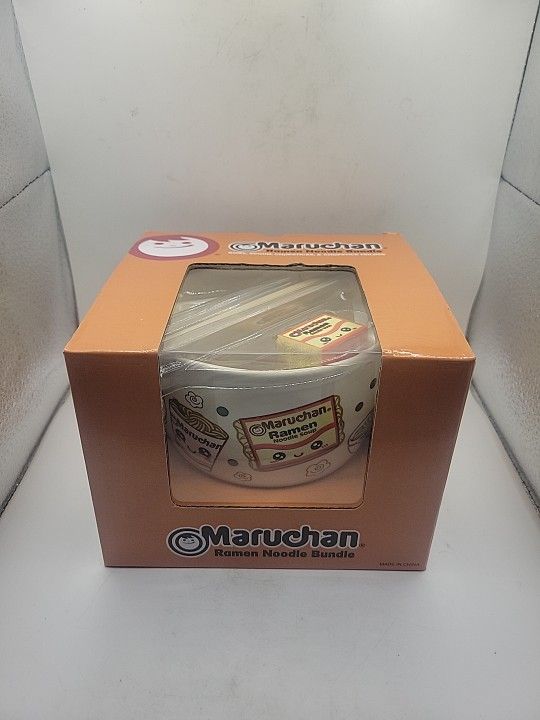Maruchan Ramen Noodle Bowl Bundle w/ Spoon, Chopsticks & Chopstick Holder