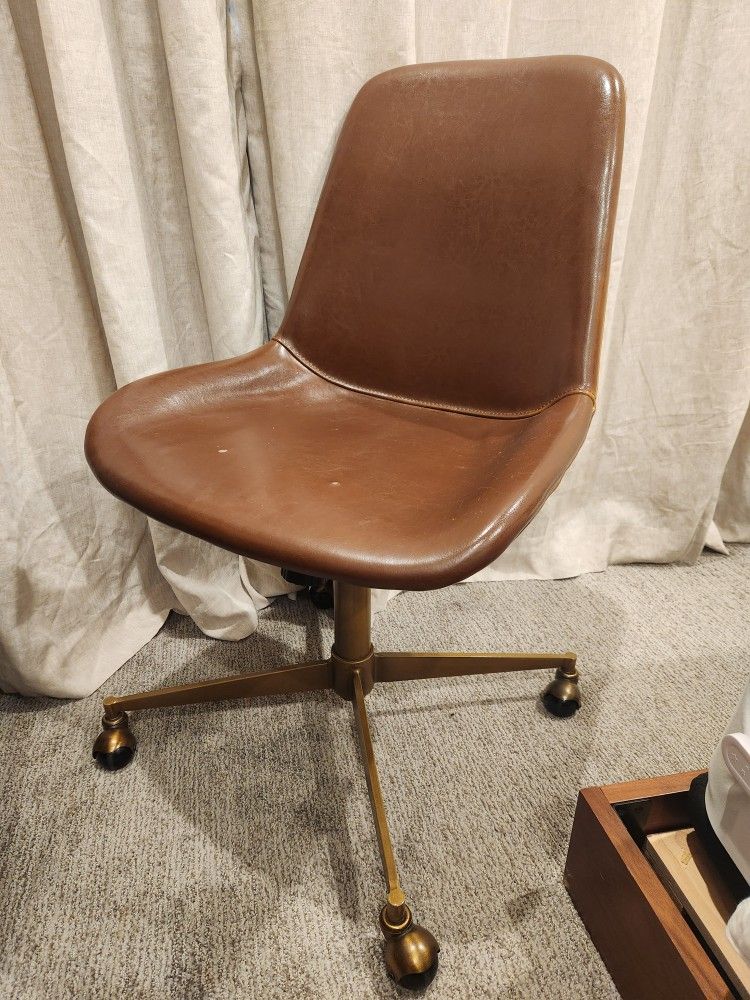 World's Market Leather Office Chair