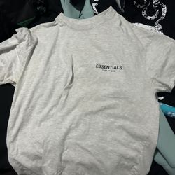 essentials tee