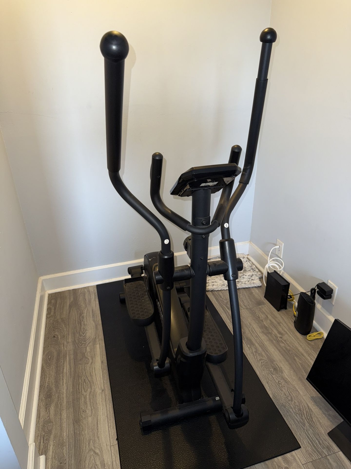 Elliptical Lightly Used
