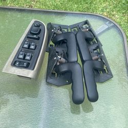 99 To 06 Door Handle And Driver Switch