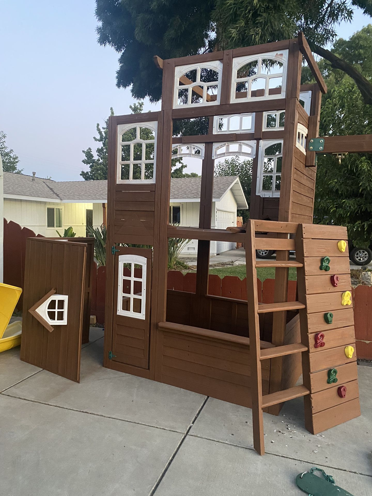 Costco Play Set for Sale in Newman, CA OfferUp