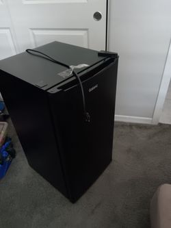 Refrigerator...only $35