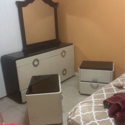 Bedroom Dresser Set