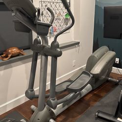 Life Fitness Elliptical 