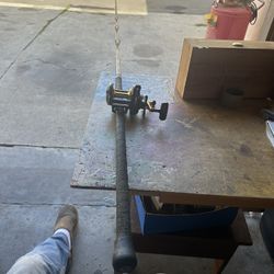 Combo Reel Daiwa Sealine -X  30 SHV  Rod Sabré By Penn 7’10”  10-25 Lb Líne Made In USA $ 100.00 Precio Fijo 