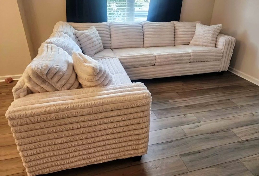 *SOFTEST EVER!!!* Brand New Byers Market Wham Cream Thick Corduroy 2pc Full Length Sectionals