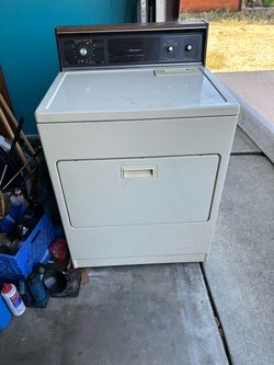 Laundry dryer