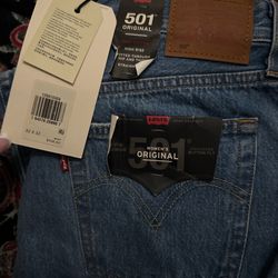 levi jeans 