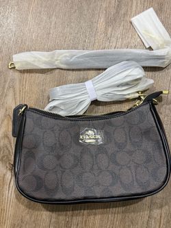 Brown women’s coach bag