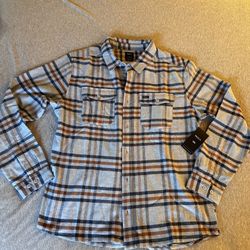 Ruca Hughes Men’s Flannel Large