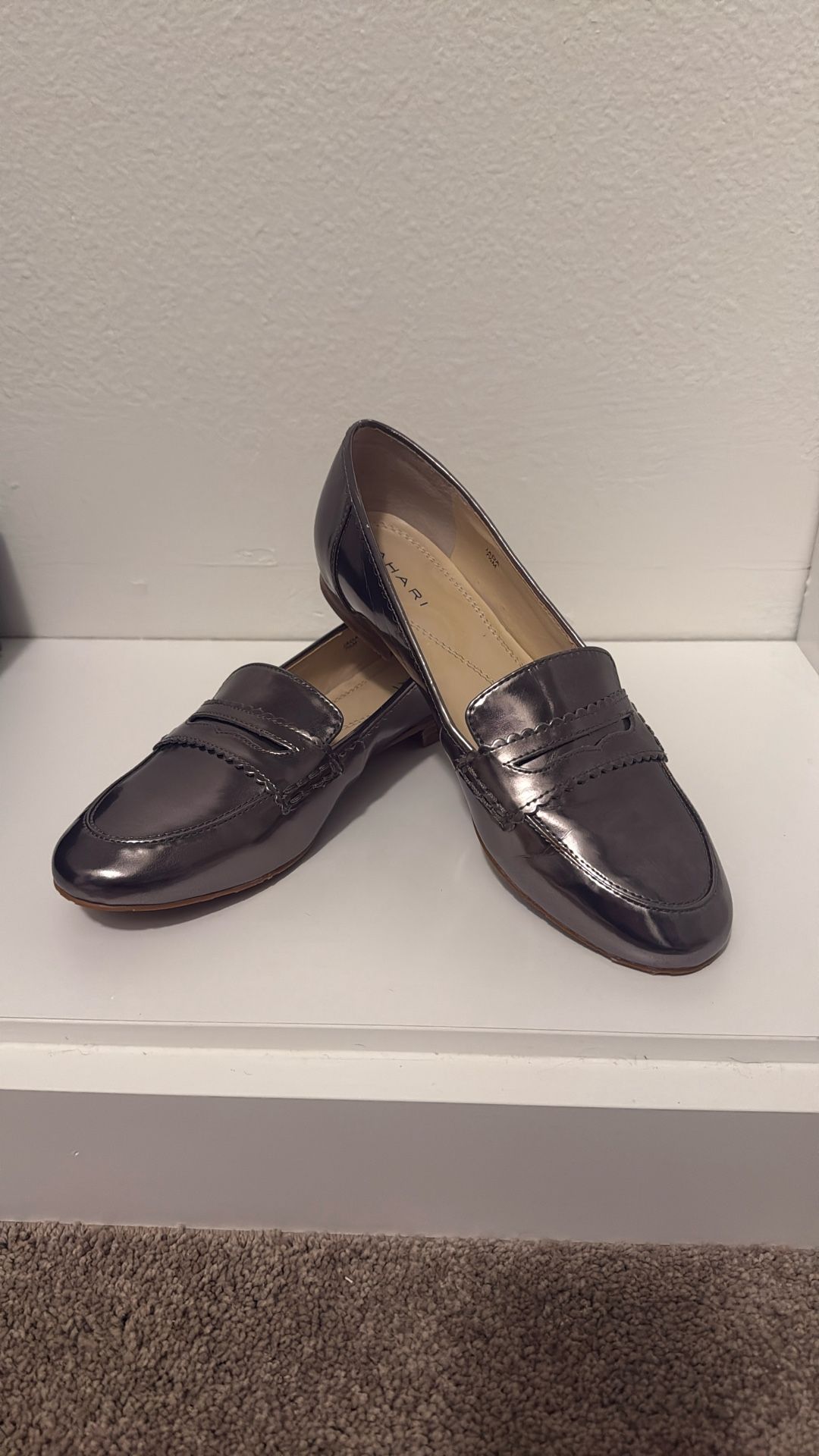 Women’s Tahari Jada Silver Flat Shoe
