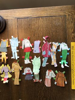 Paper doll clothes