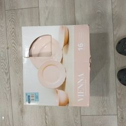 Viena Dinnerware Set 