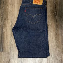 Levis 