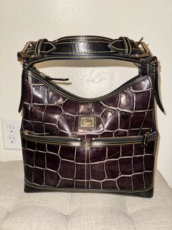 Dooney and Bourke purse