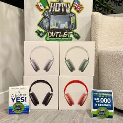 Apple AirPods Max floor model 